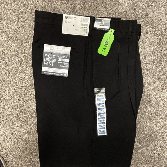 Price drop! 🆕 NWT 36x30, Black, Haggar E-CLO Stria Dre… - Picture 1 of 6